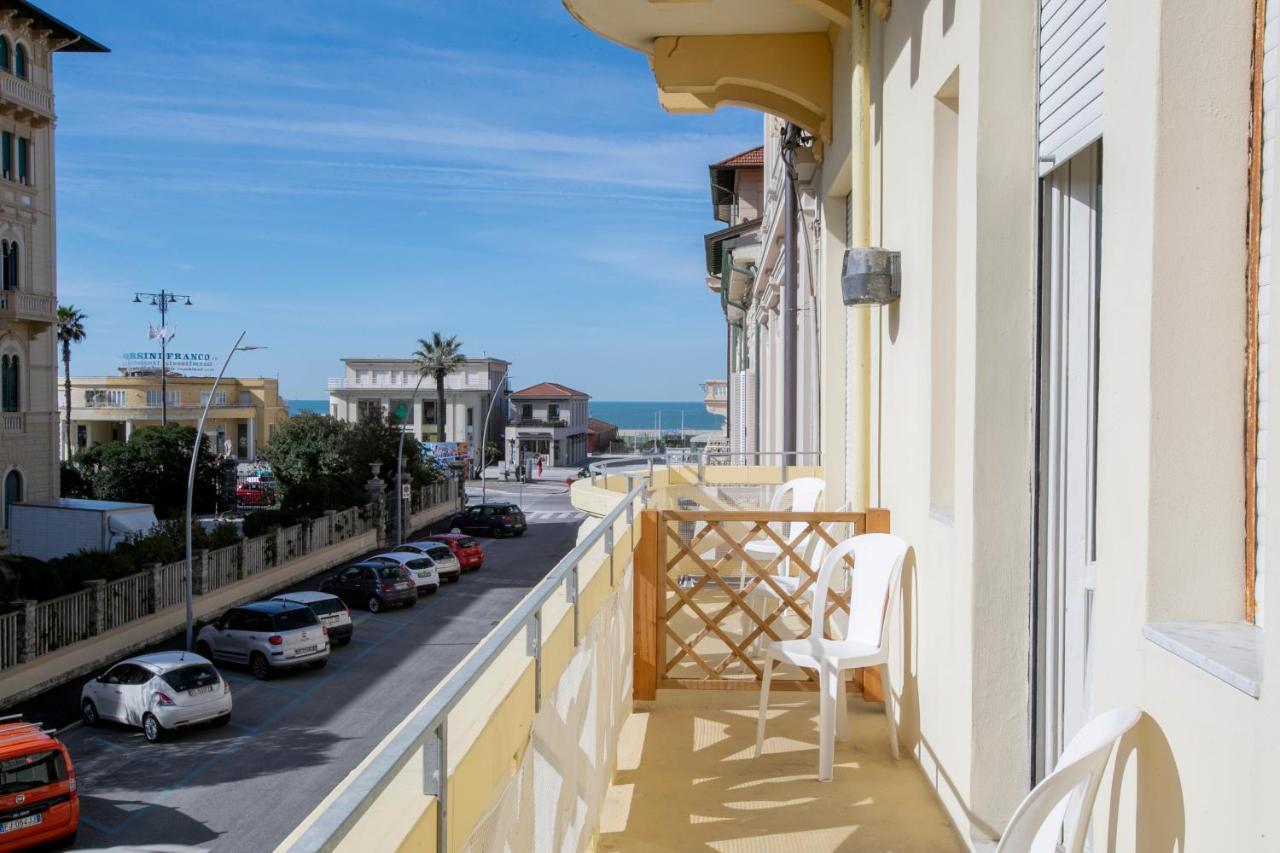 Hotel Playa Viareggio Exterior foto